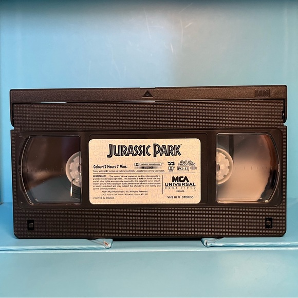 “Jurassic Park” and “The Lost World: Jurassic Park” VHS Pair - Picture 4 of 9